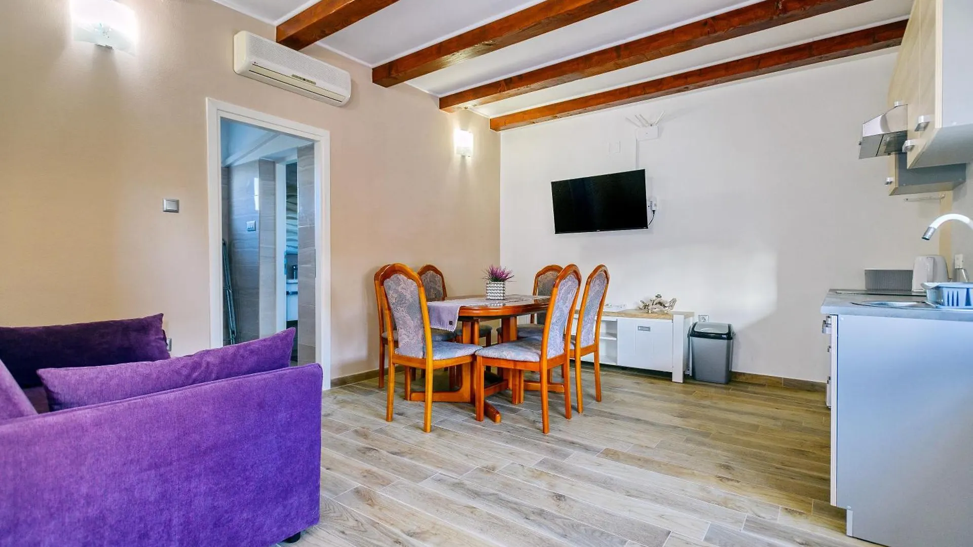 Countryside Holiday Home - Pool - Big Terrace Benkovac