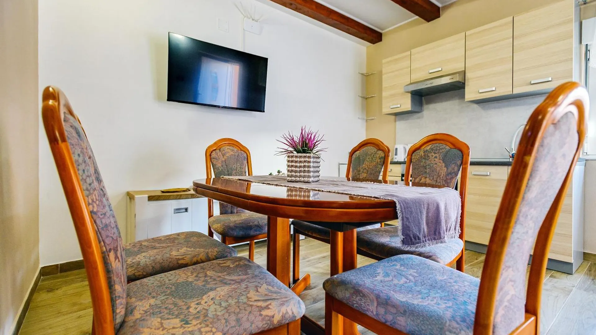 Countryside Holiday Home - Pool - Big Terrace Benkovac