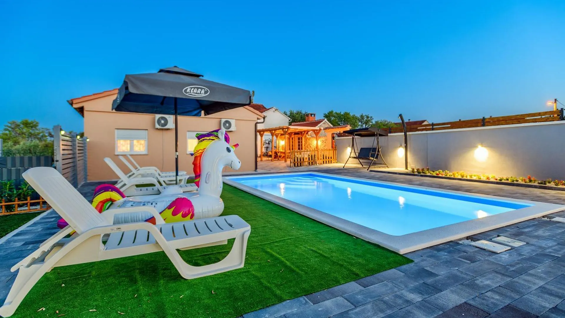 Countryside Holiday Home - Pool - Big Terrace Benkovac