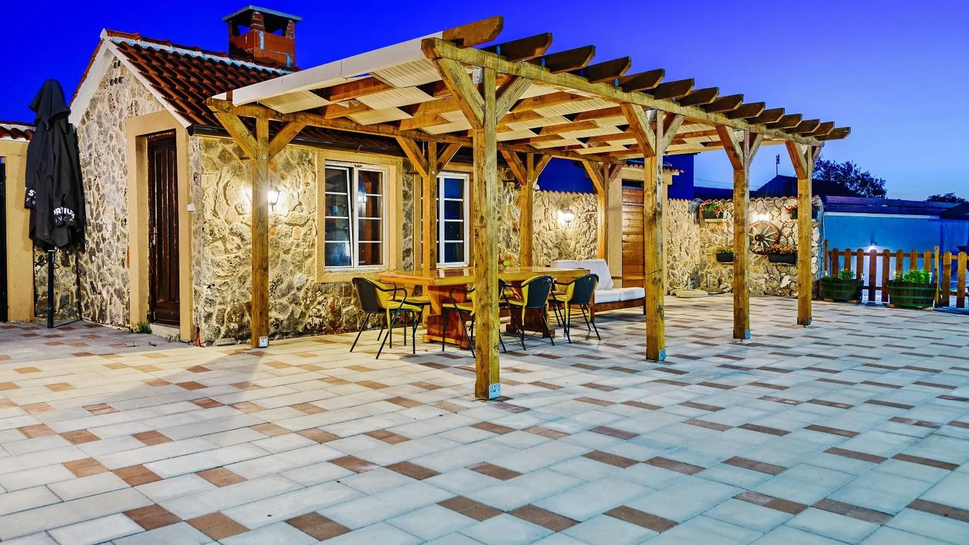 Countryside Holiday Home - Pool - Big Terrace Benkovac Horvátország