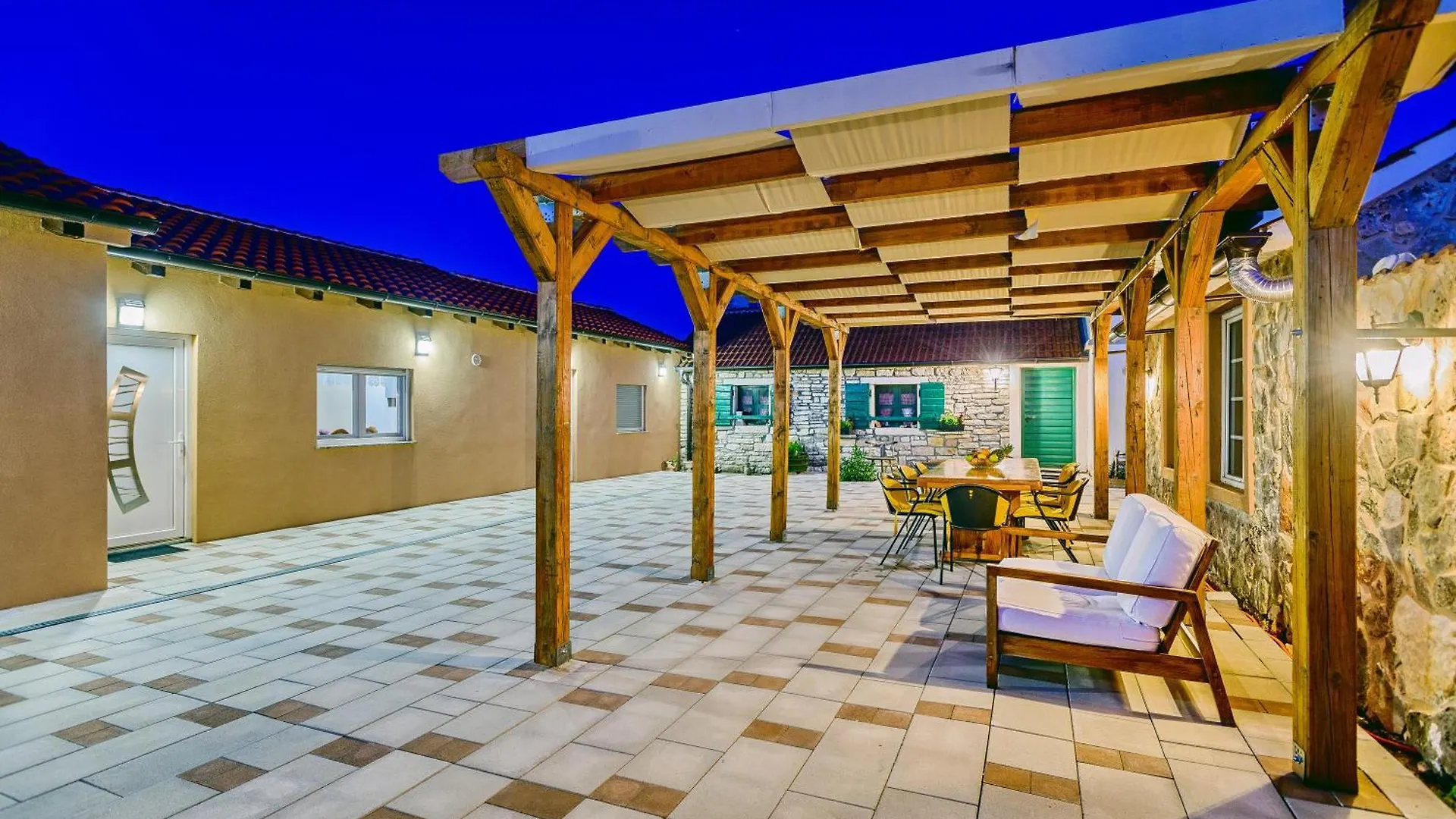 Countryside Holiday Home - Pool - Big Terrace Benkovac